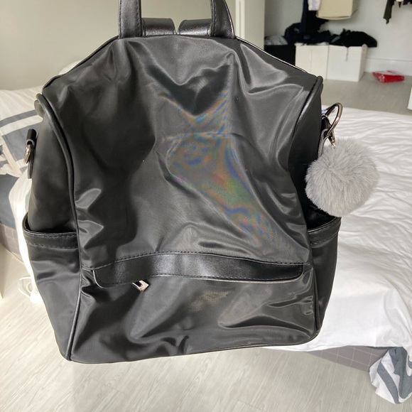 Black backpack - Picture 2 of 3